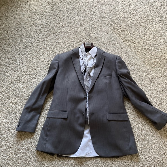 Men’s Tazio pinstripe suit with shirt and tie - Picture 1 of 14